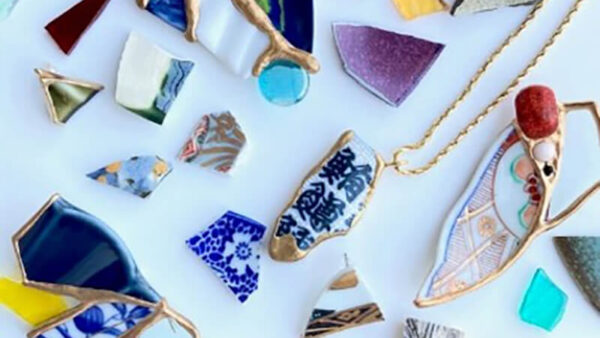 金継ぎで遊ぶ。呼び継ぎ箸置きを作ろう！