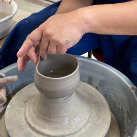 ワークショップ(陶芸体験) 2024年の様子