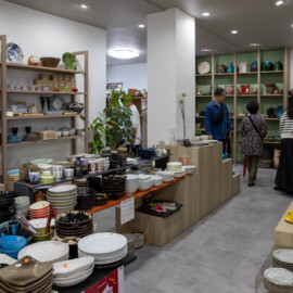 専門ショップ:株式会社 イサジ/フルール・フルール&花*花 2025年の様子